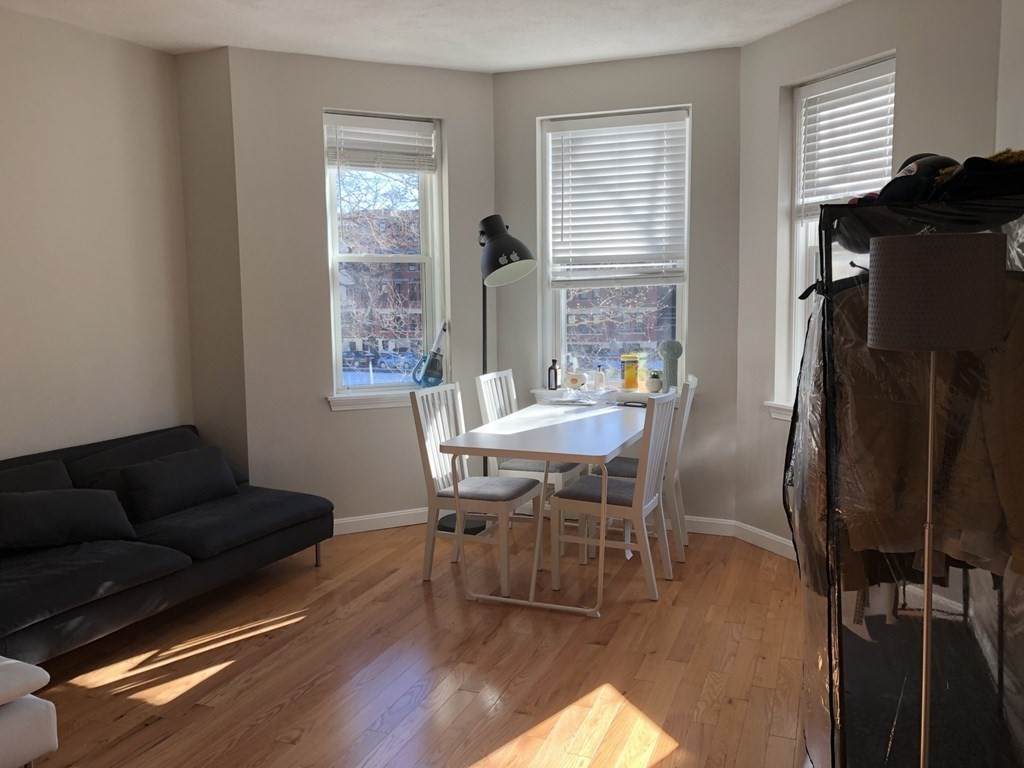 1409 Commonwealth - Photo 1