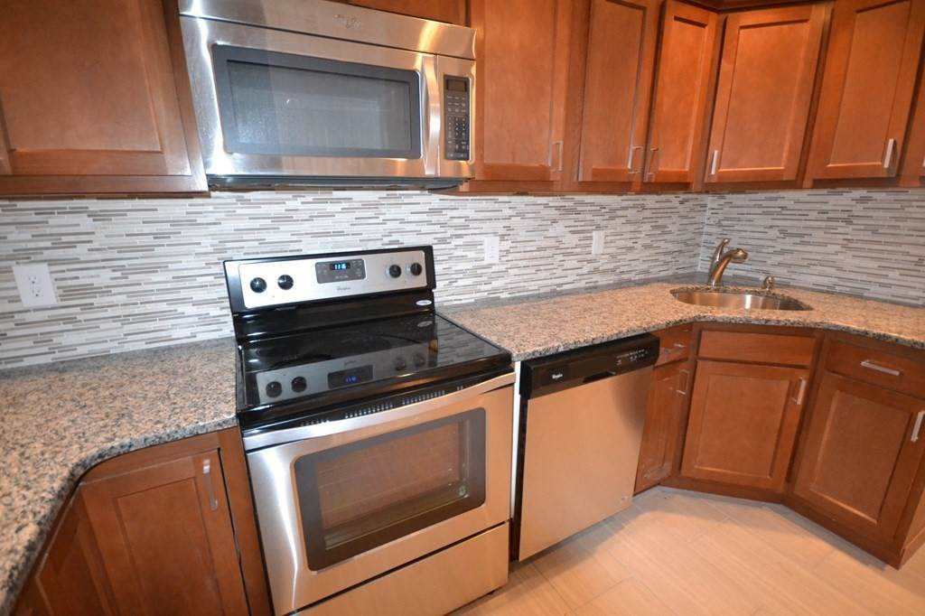 212 Maverick St. - Photo 1