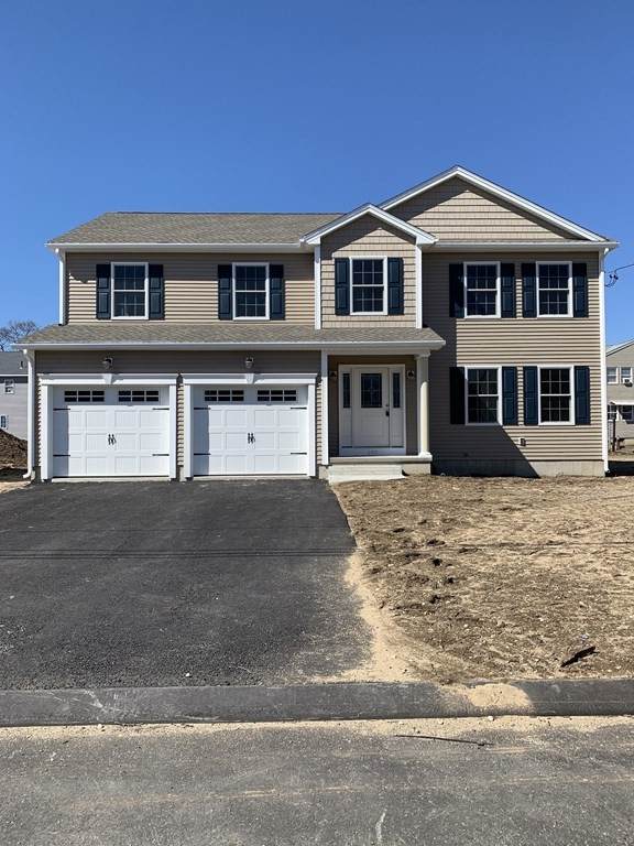 290 Gilbert Ave - Photo 1