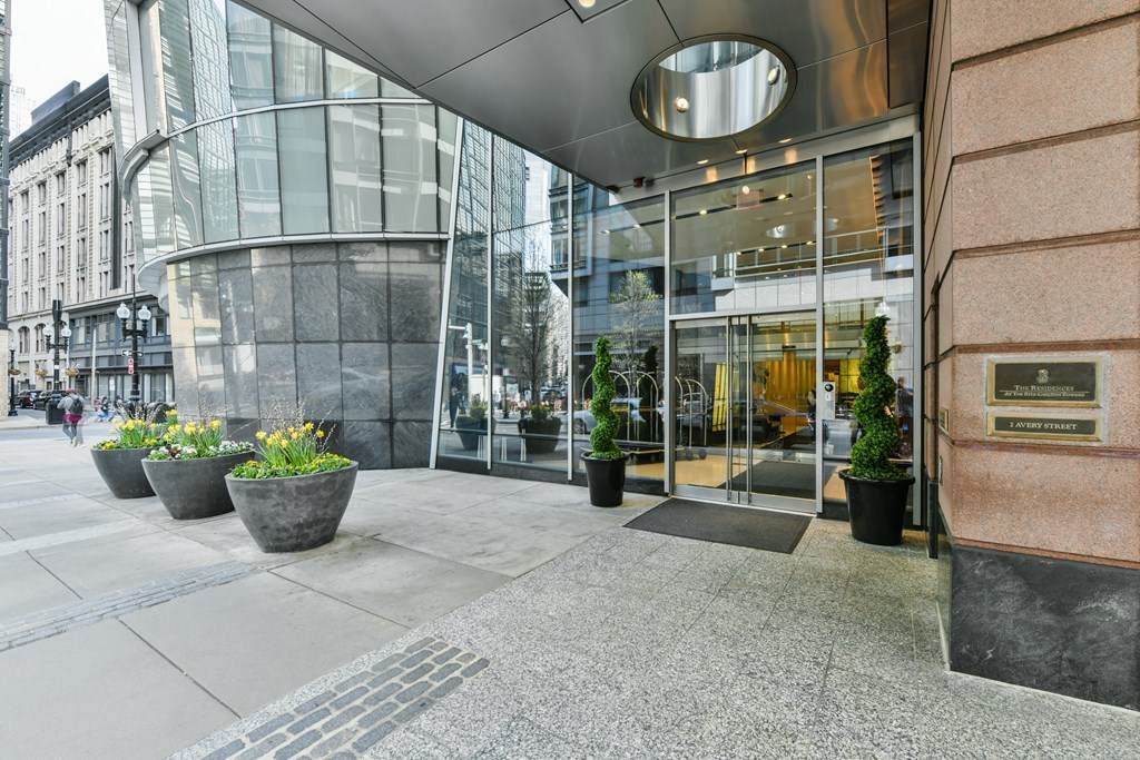 2 Avery St - Photo 1