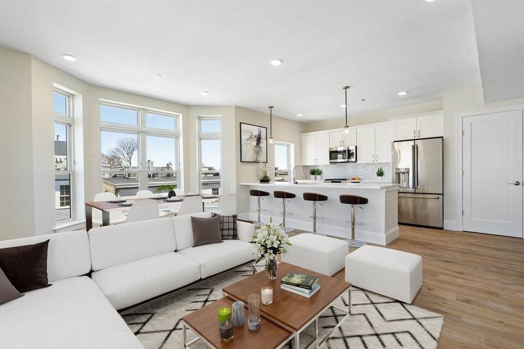27 Ward - Photo 1
