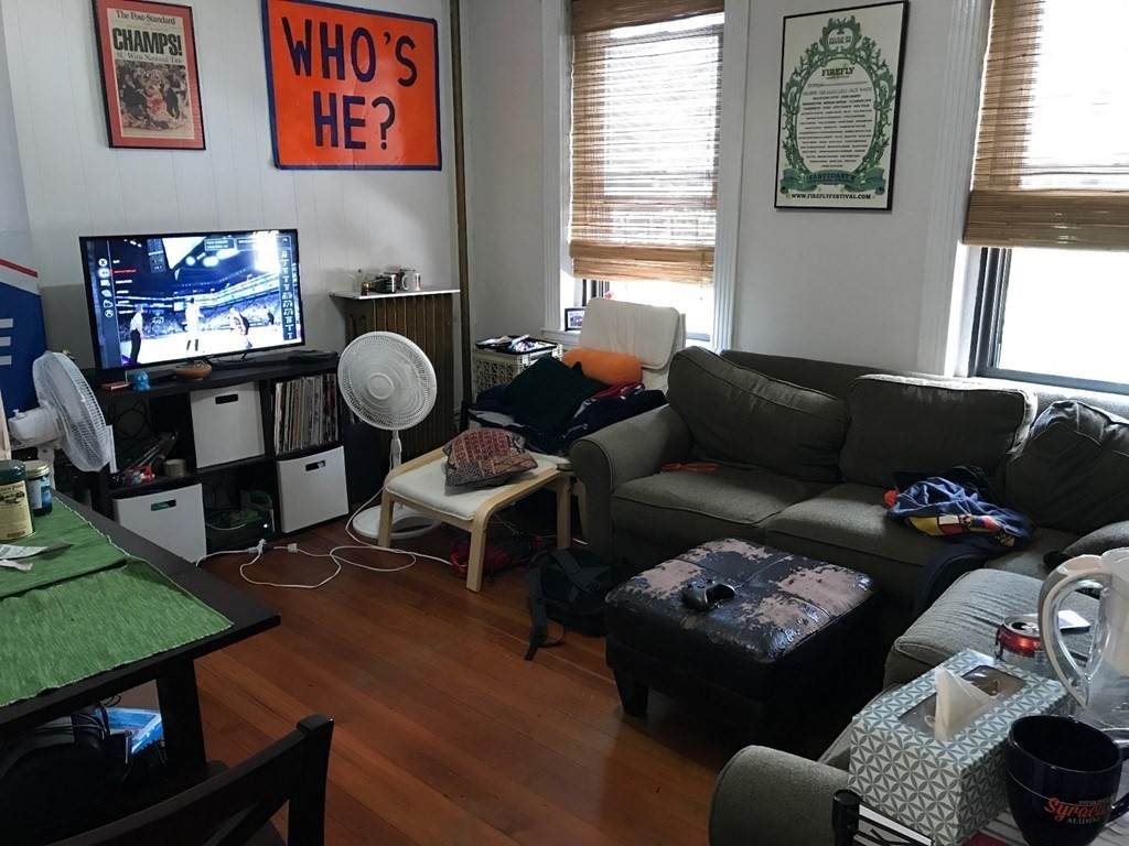 59 Burbank - Photo 1
