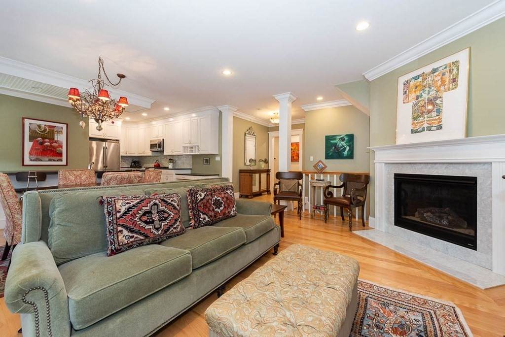 11 Claflin Rd - Photo 1