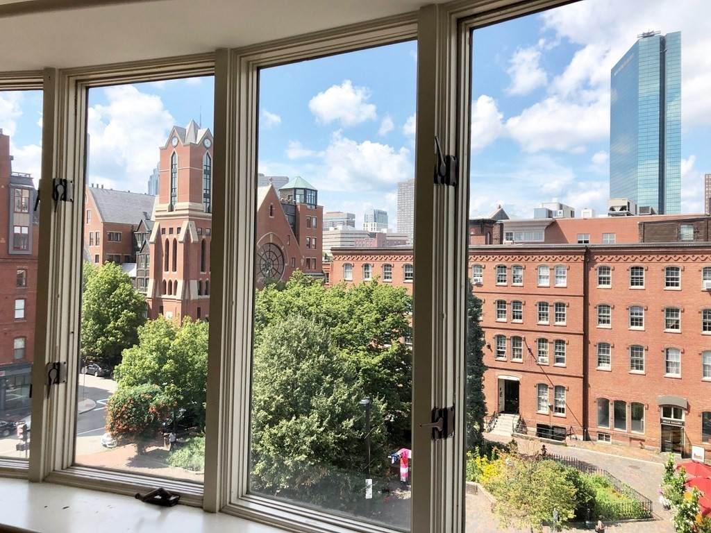 550 Tremont Street - Photo 1