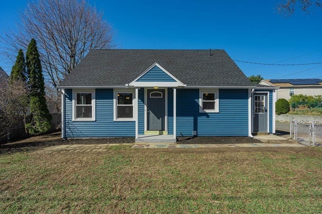 1674 N Main St - Photo 1