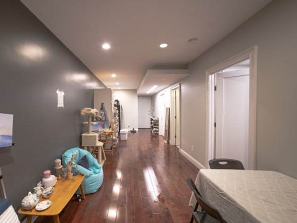 9 Anderson St - Photo 1