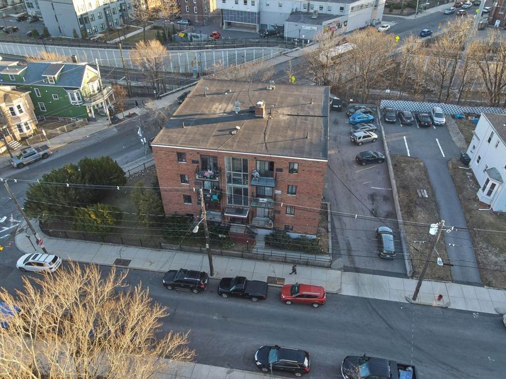39 Crescent Ave - Photo 1