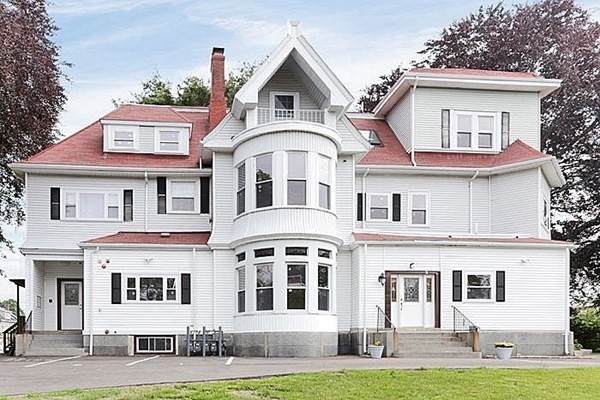 81 Summer St - Photo 1