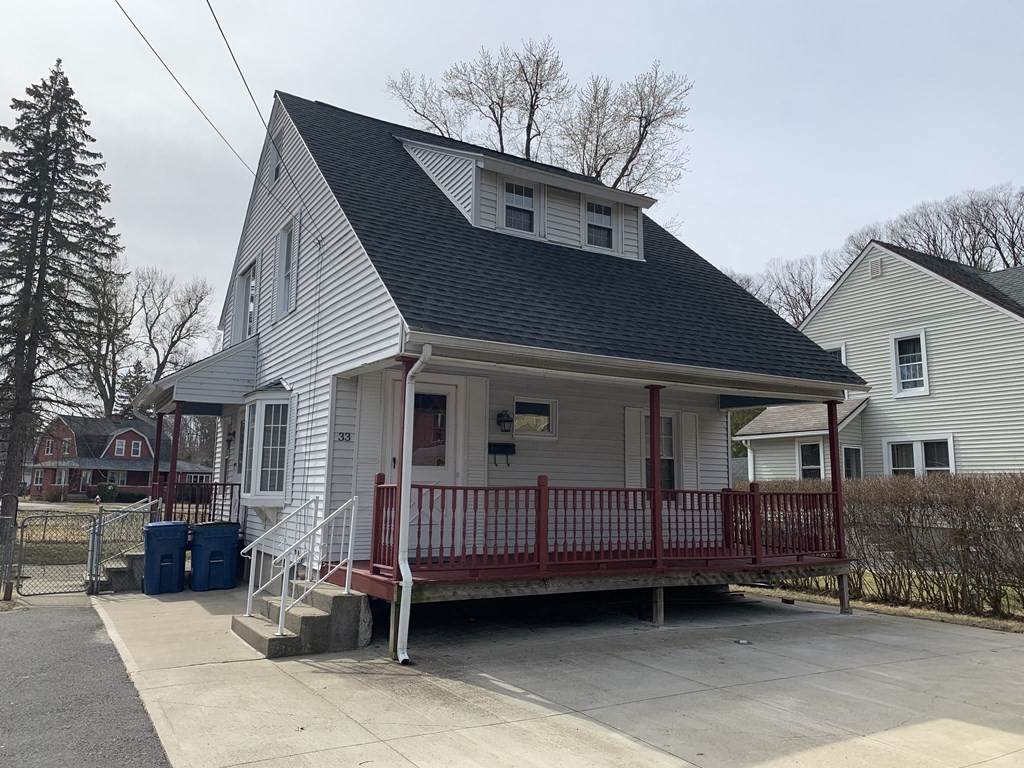 33 Elm Circle - Photo 1