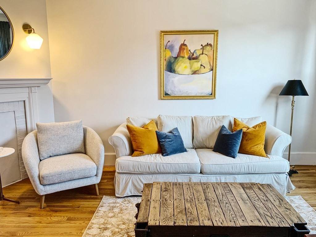 84 Bunker Hill Street - Photo 1