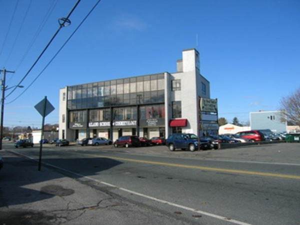 541 West St - Photo 1