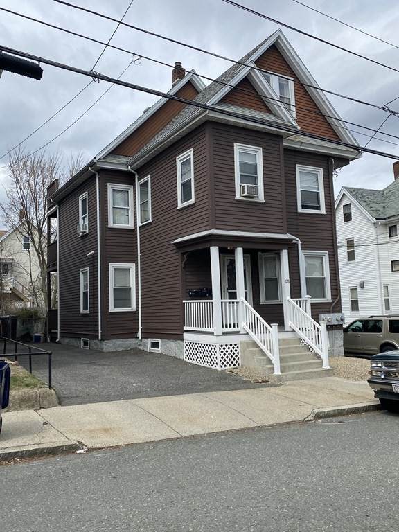 128 Walnut St - Photo 1