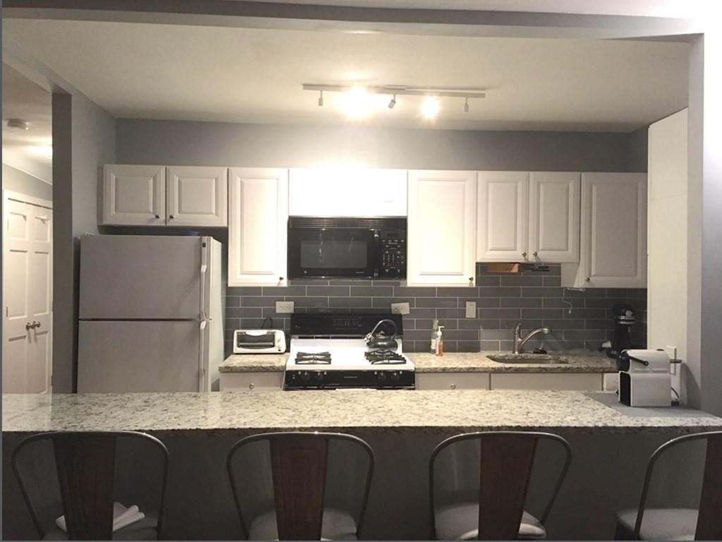 6 Whittier Place - Photo 1