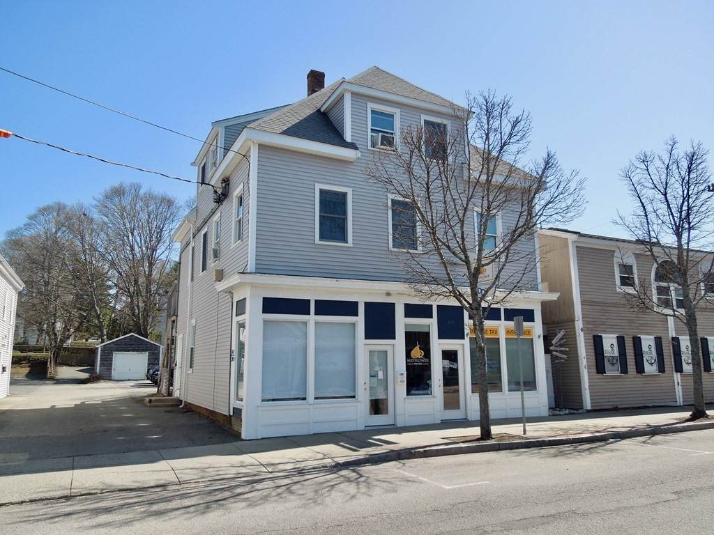299 Court Street - Photo 1