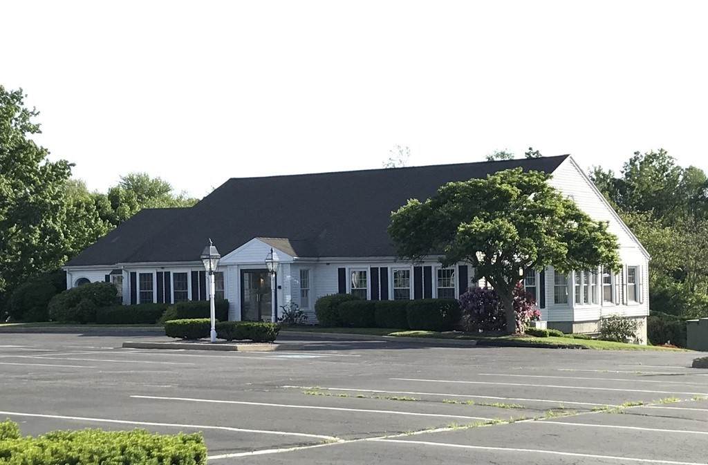 210 Turnpike Road - Photo 1