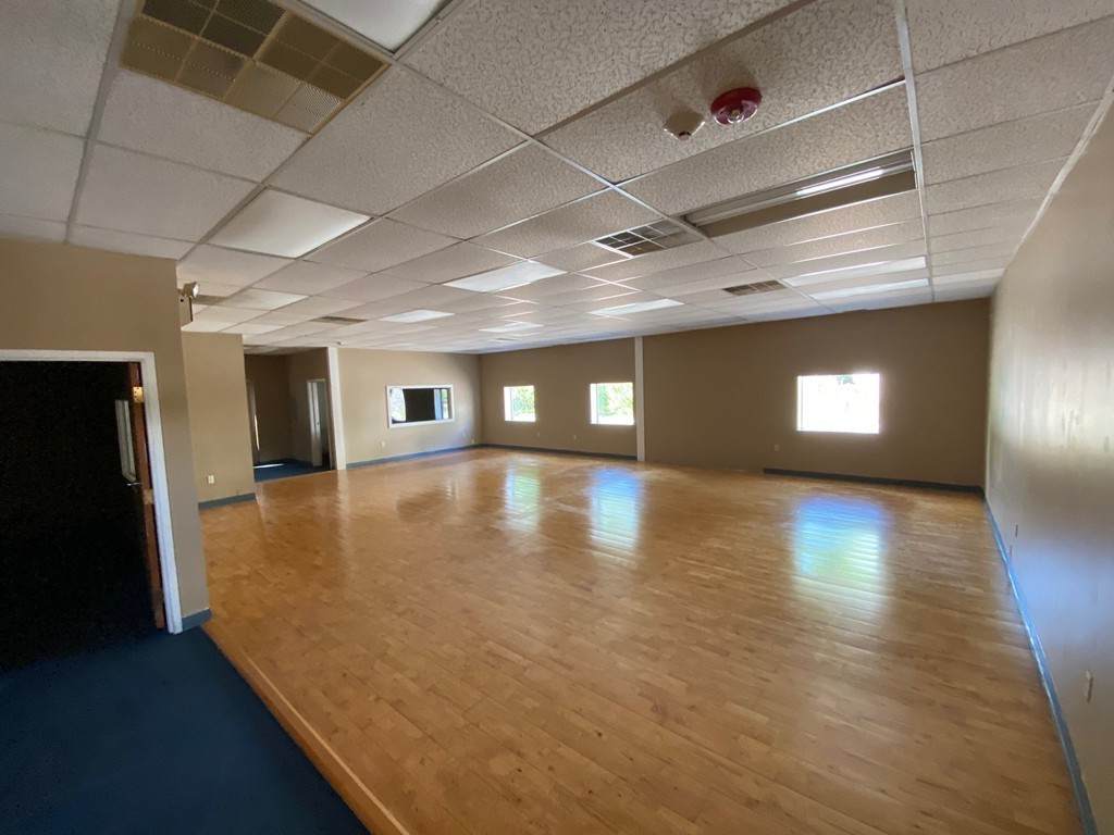 112-114 Main St - Photo 1