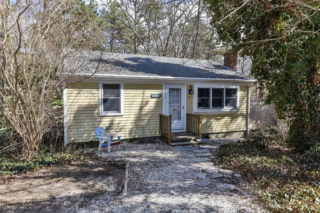 319 S Orleans Rd - Photo 1