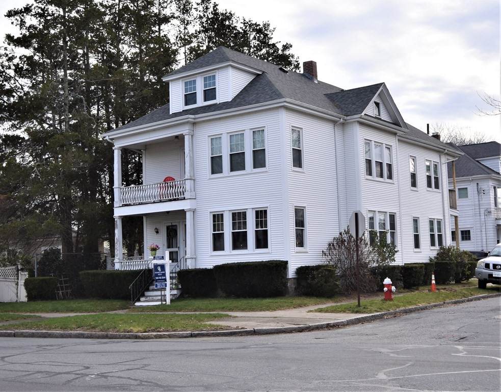 523-525 Rockdale Ave - Photo 1