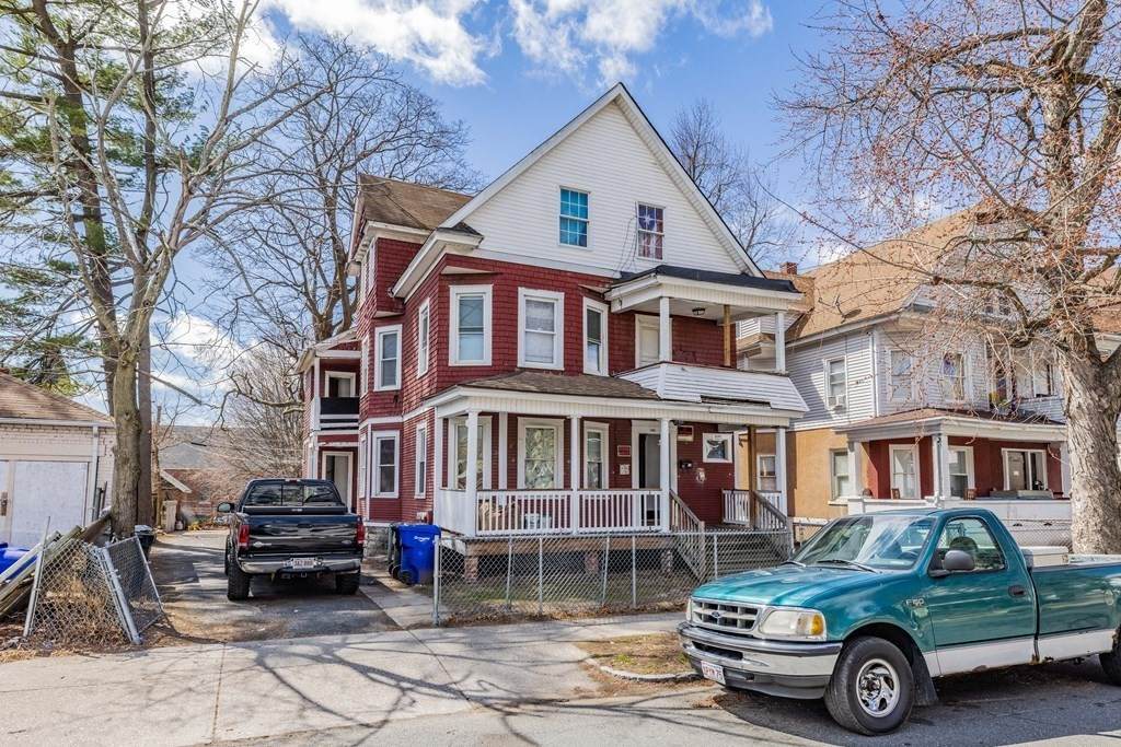 100 Massasoit St - Photo 1