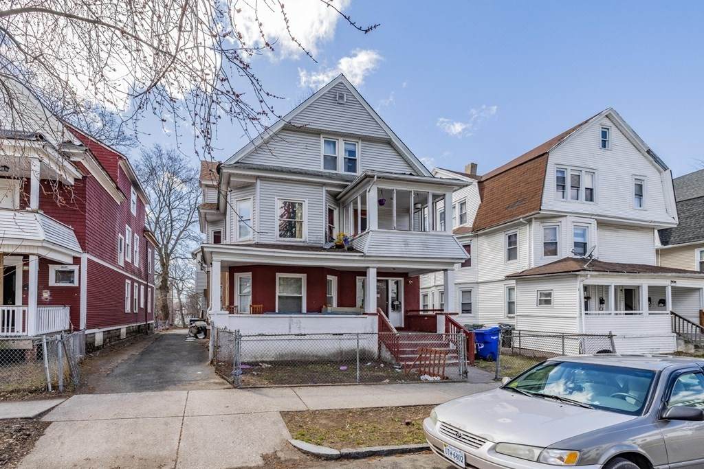 106 Massasoit St - Photo 1