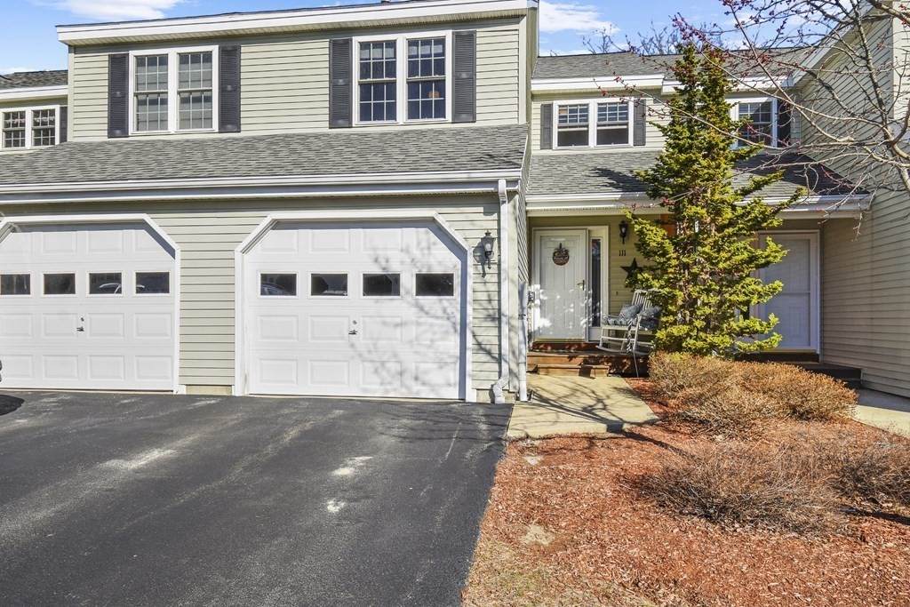 111 Caspian Way - Photo 1