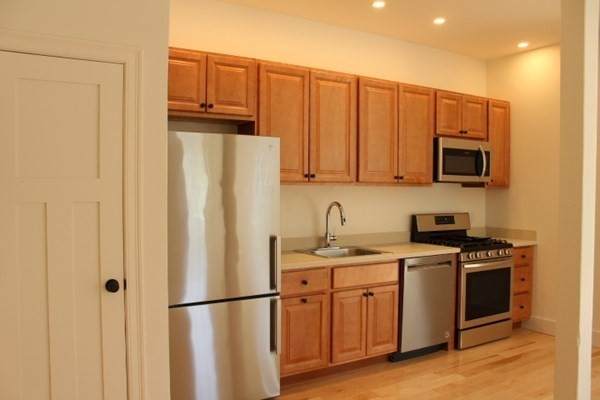 32 Masonic St - Photo 1