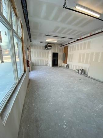 725 Main Street - Photo 1