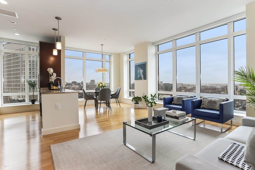400 Stuart Street - Photo 1