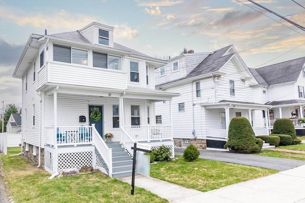 10 Giles Ave - Photo 1