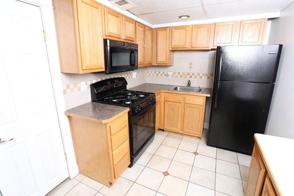 16 Gaylord Street - Photo 1
