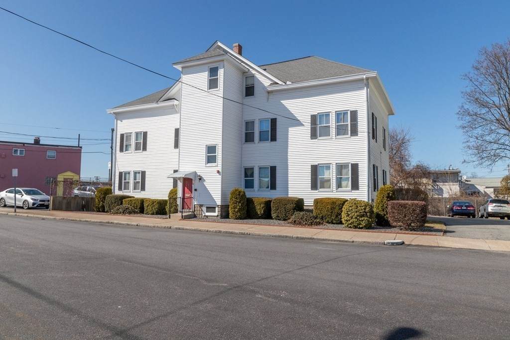 12 Dickens St - Photo 1