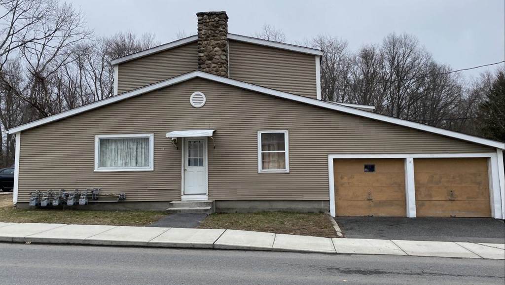 102 Mendon St - Photo 1