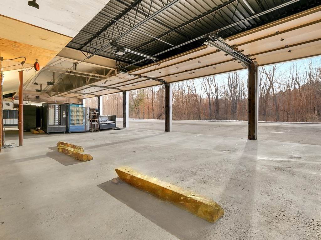 67 W Main St - Photo 1