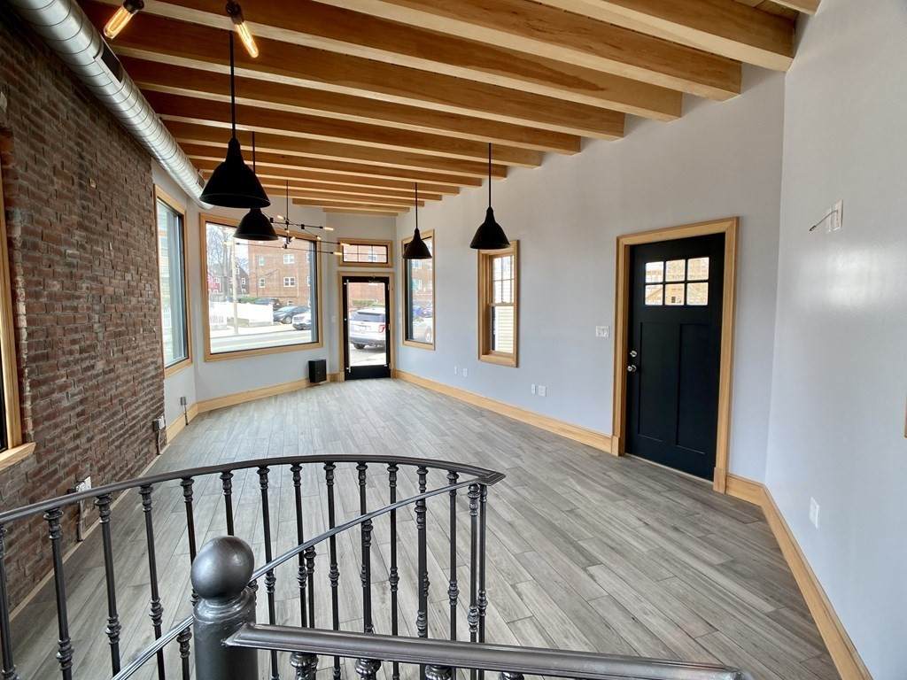 192 Belgrade Avenue - Photo 1