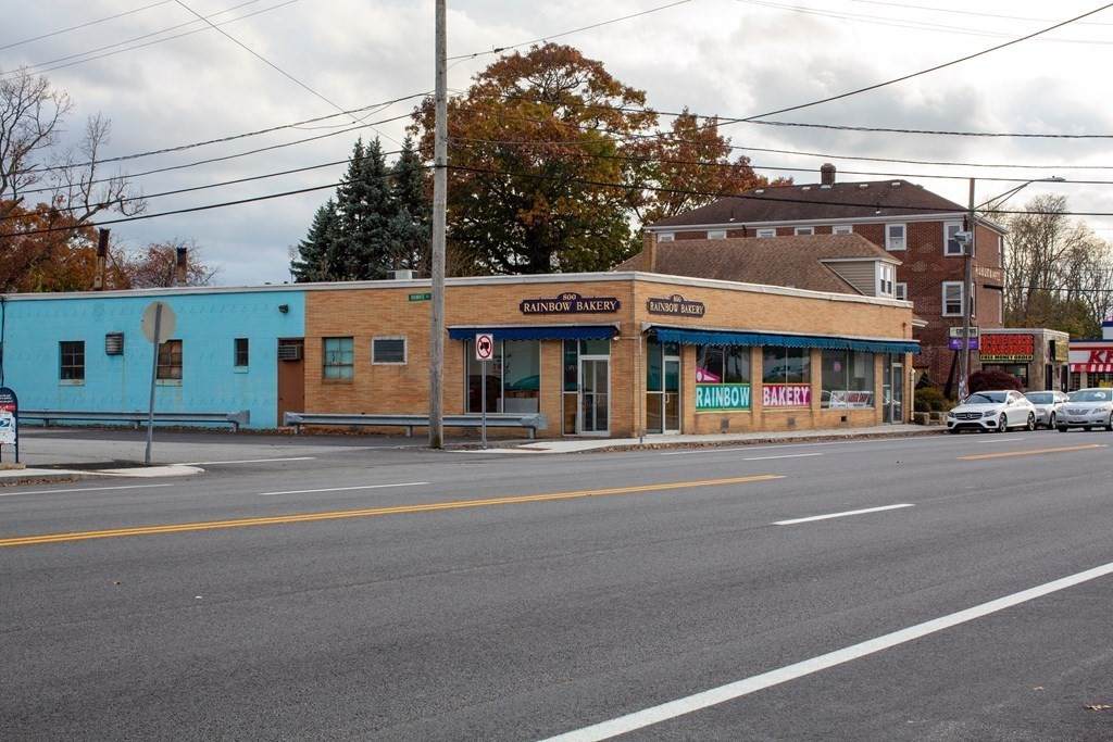 800 Reservoir Ave - Photo 1