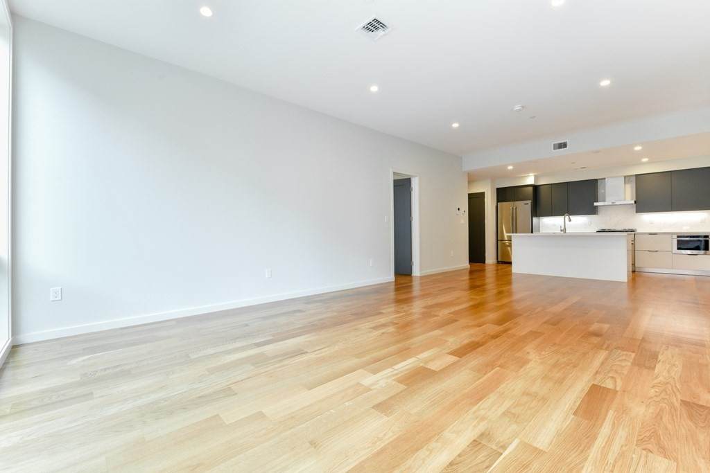 533 East Second - Photo 1