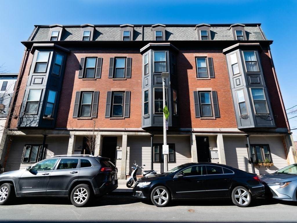 154 F St - Photo 1