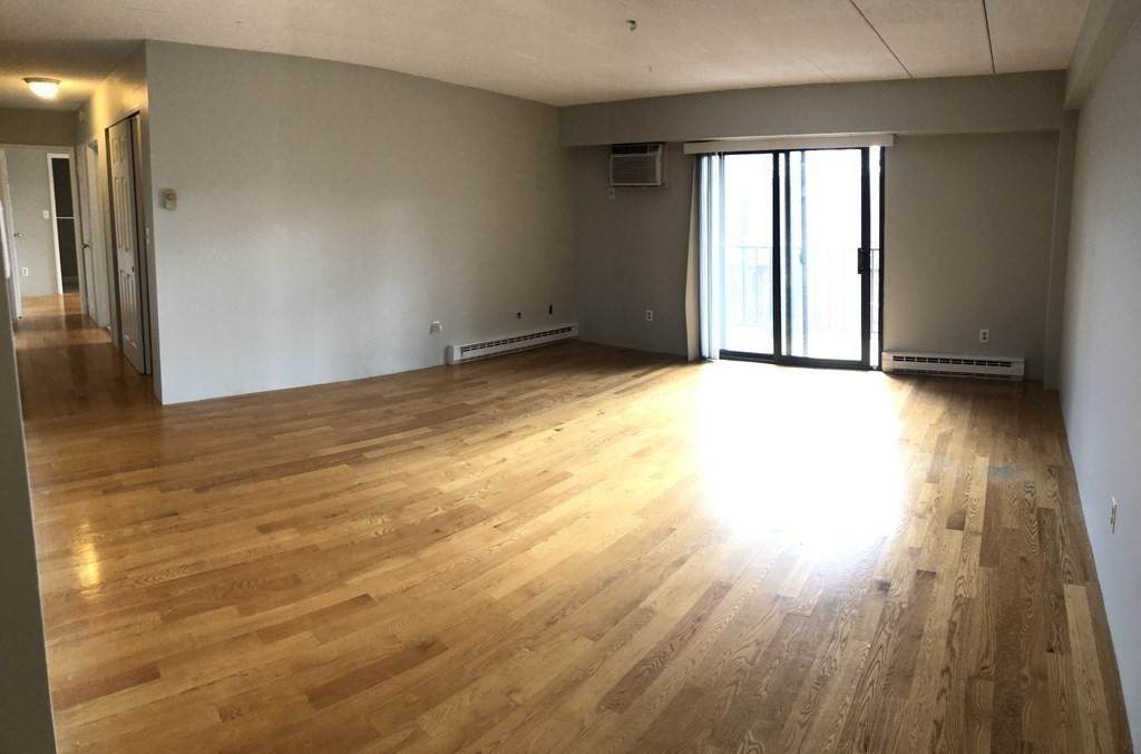 125 Pleasant St - Photo 1