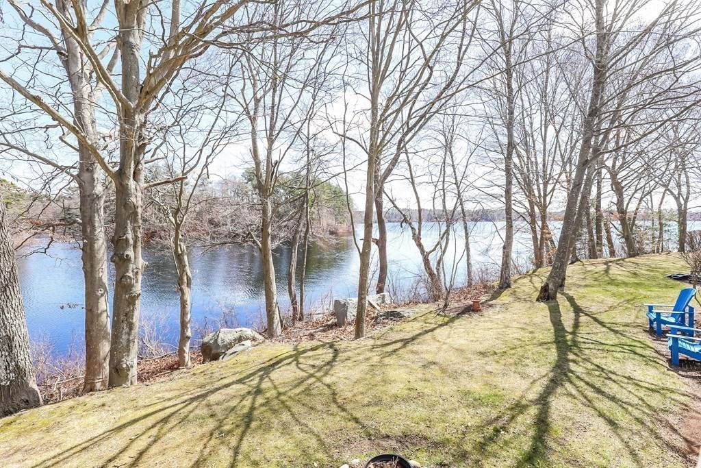 1559 Bay St - Photo 1