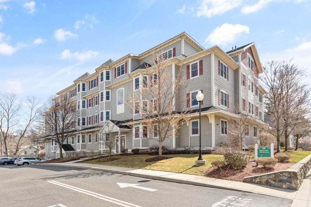 391 Pleasant Street - Photo 1