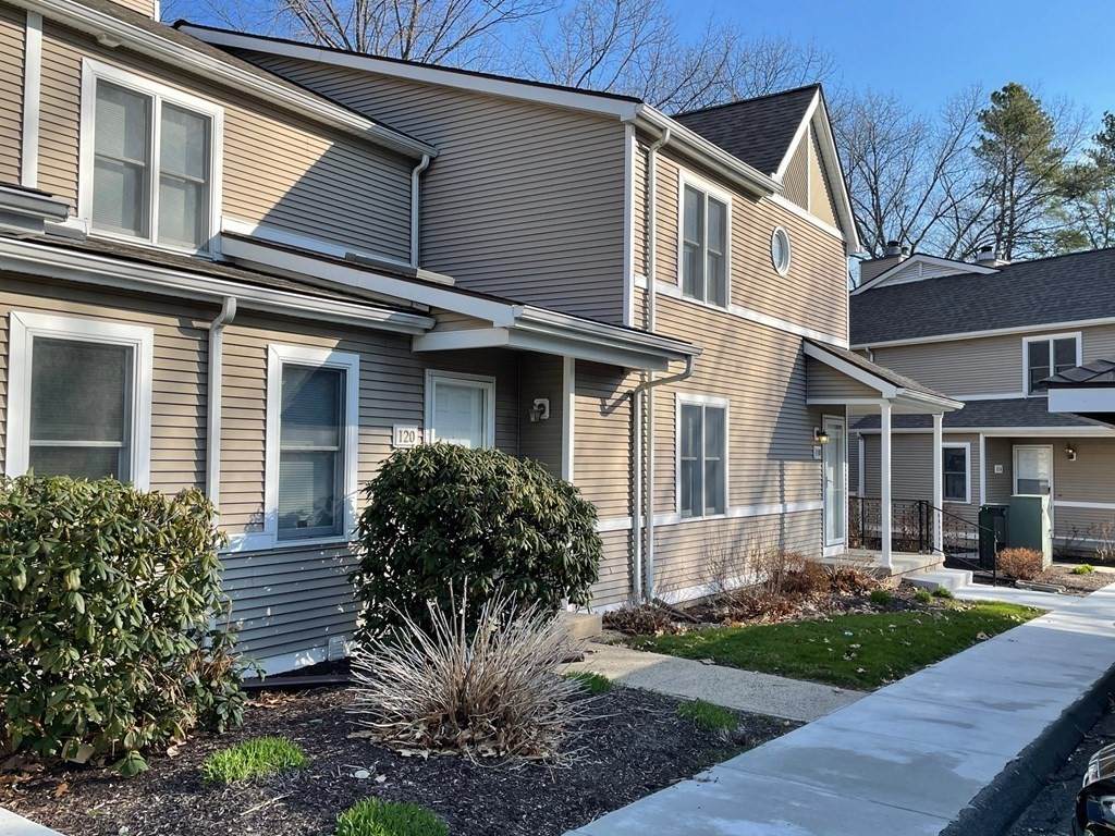 61 Abbey Memorial Drive - Photo 1