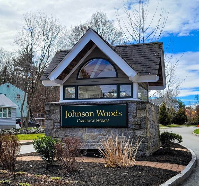 142 Johnson Woods Drive - Photo 1