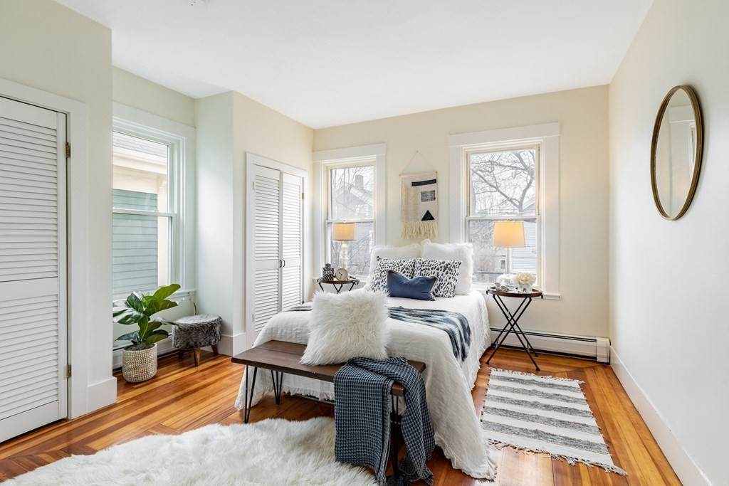 216 Pearl St - Photo 1