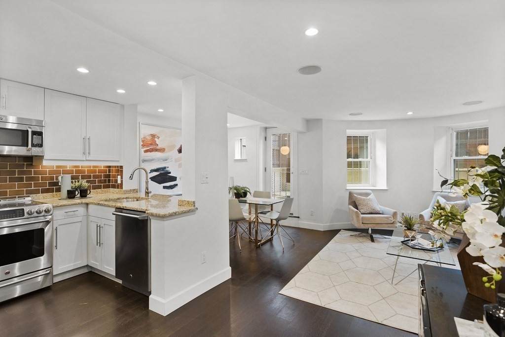 529 Columbus Ave - Photo 1