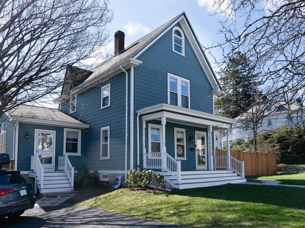 74 Anawan Ave - Photo 1