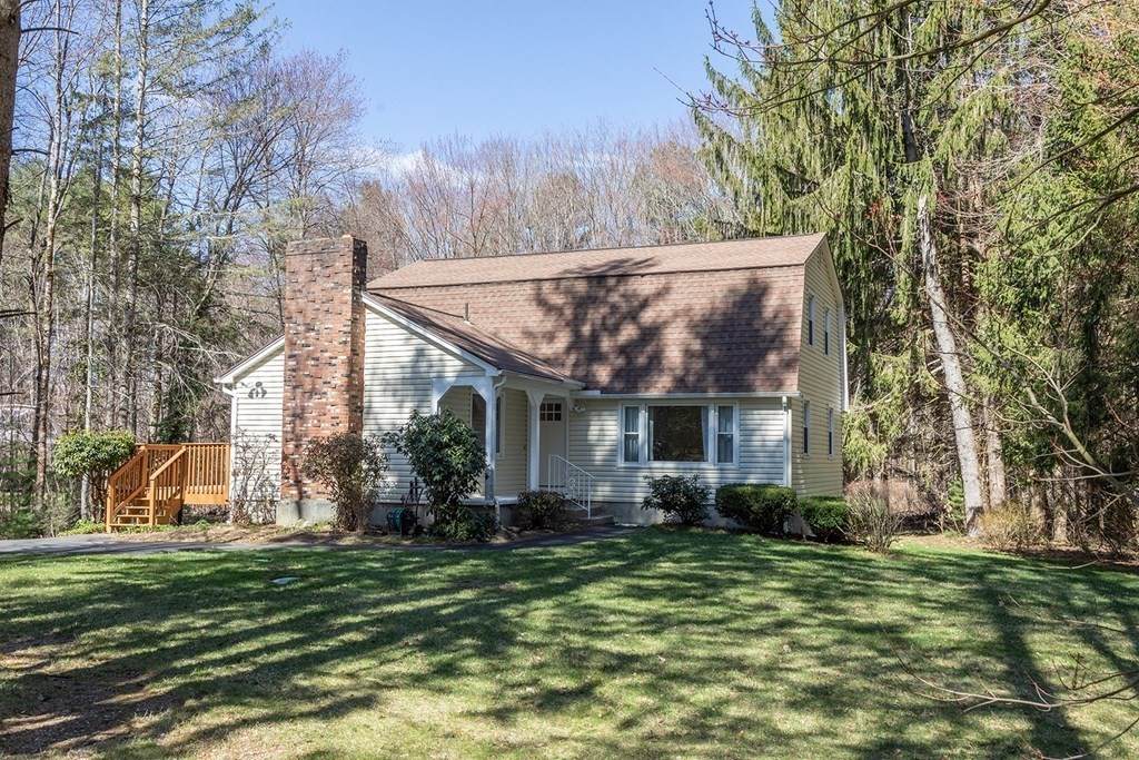 11 Sherwood Dr. - Photo 1