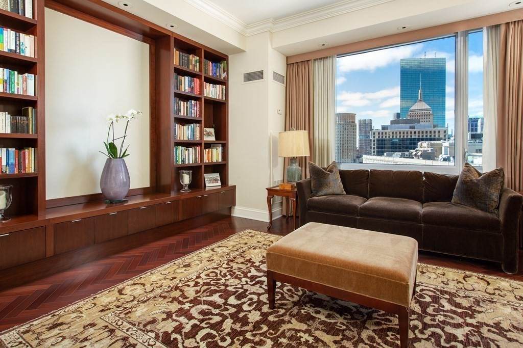 1 Charles Street South - Photo 1