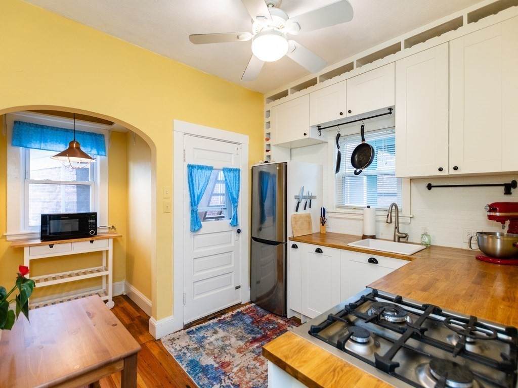 6 Hancock Pl - Photo 1