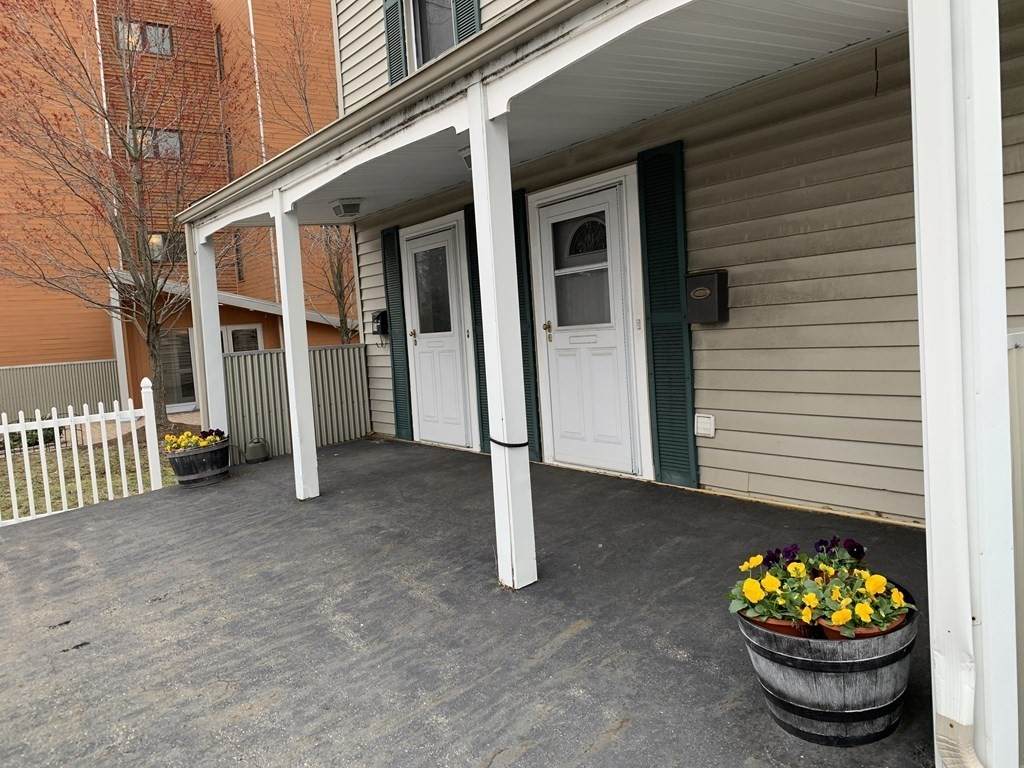 14 Bay State - Photo 1