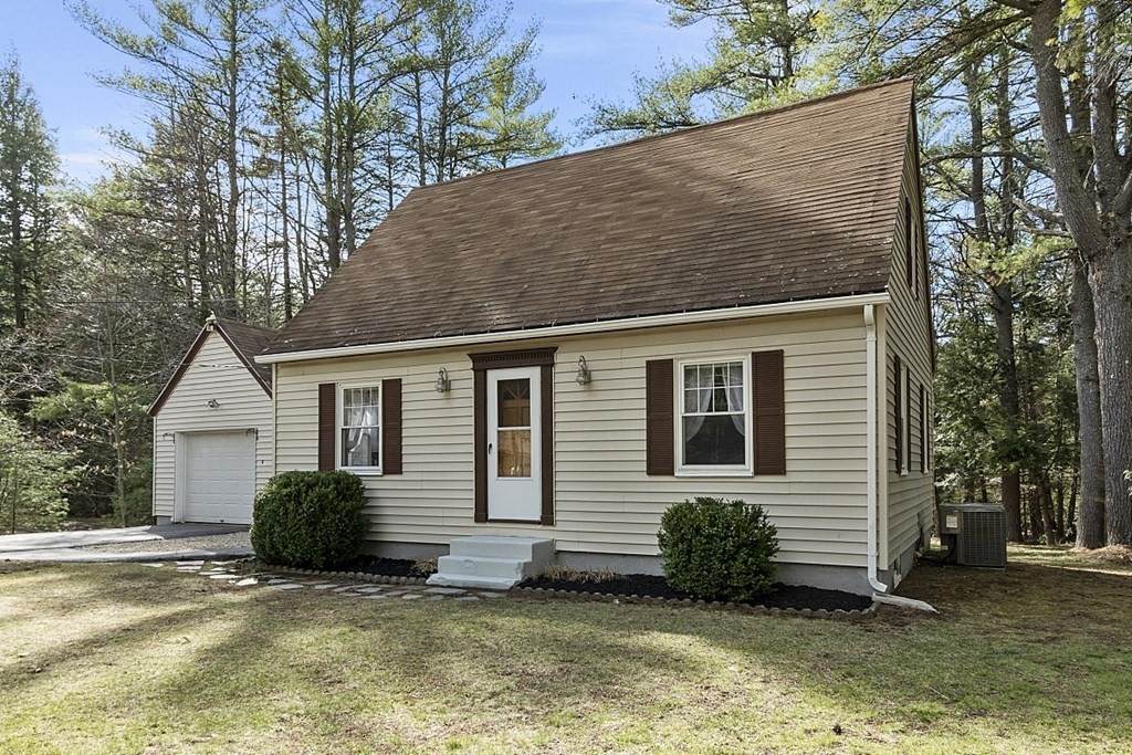 62 Winchendon Rd - Photo 1
